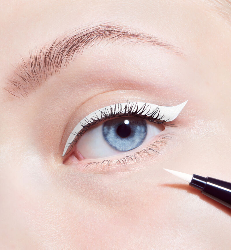 Christian Dior Diorshow On Stage Liner Waterproof Liquid Eyeliner (001 Matte White)
