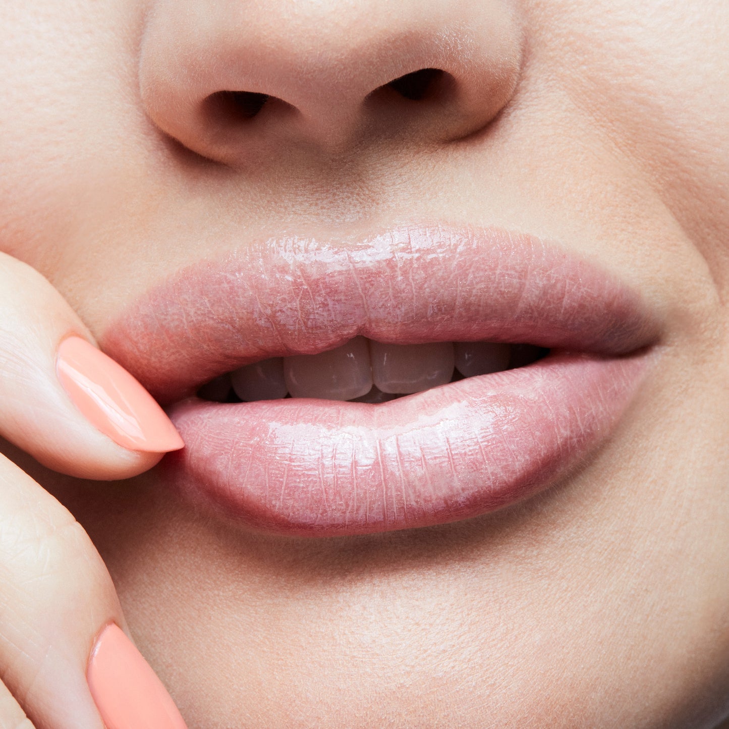 MAC Tinted C-Thru Lip Gloss 0.1 oz